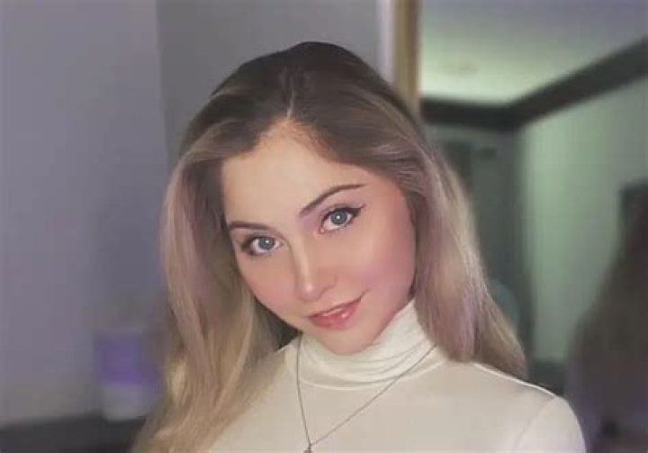 Ava Bamby 