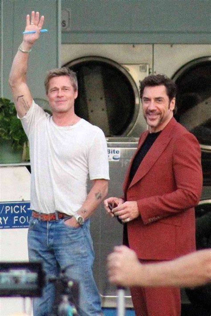 Brad Pitt walking on set