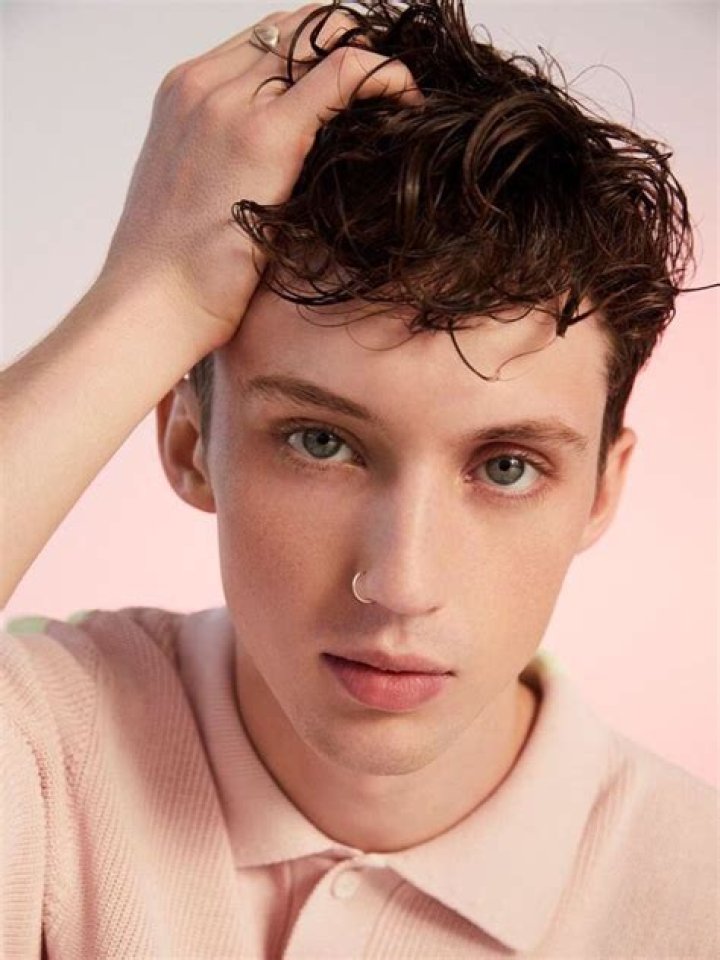 Troye Sivan 21 years